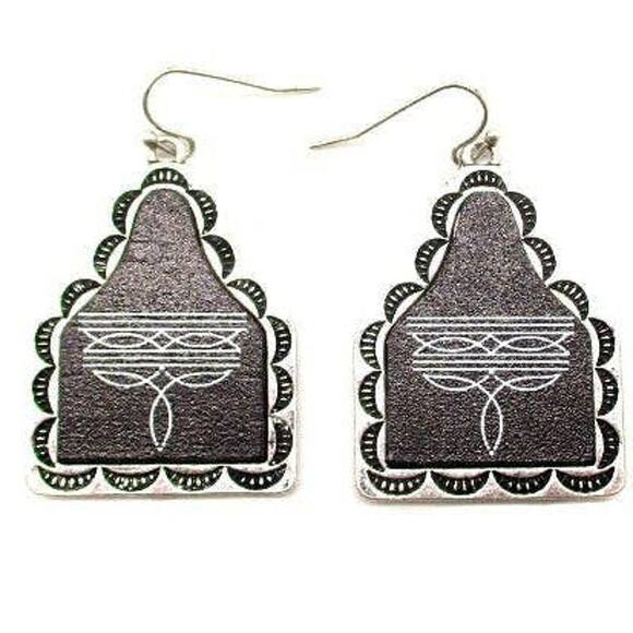 Western Boot Stitch Print Cattle Tag Earrings Black Silver - Picture 1 of 2